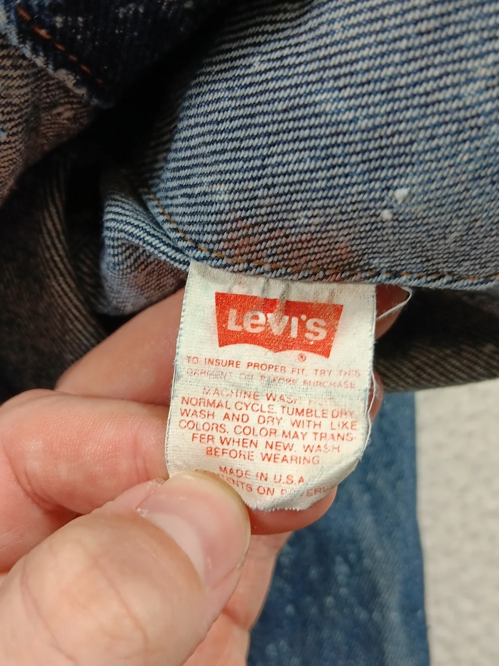 Vintage 80s Levi’s Jacket Mens Large Blue Denim Type 3 Galactic Wash Distressed